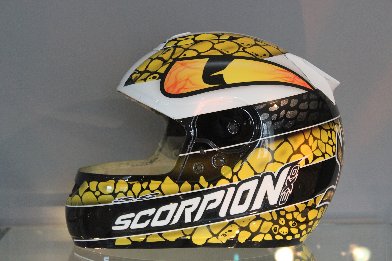 SCORPION serpent