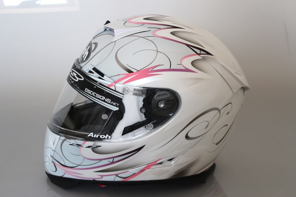 Casque nacré rose et blanc